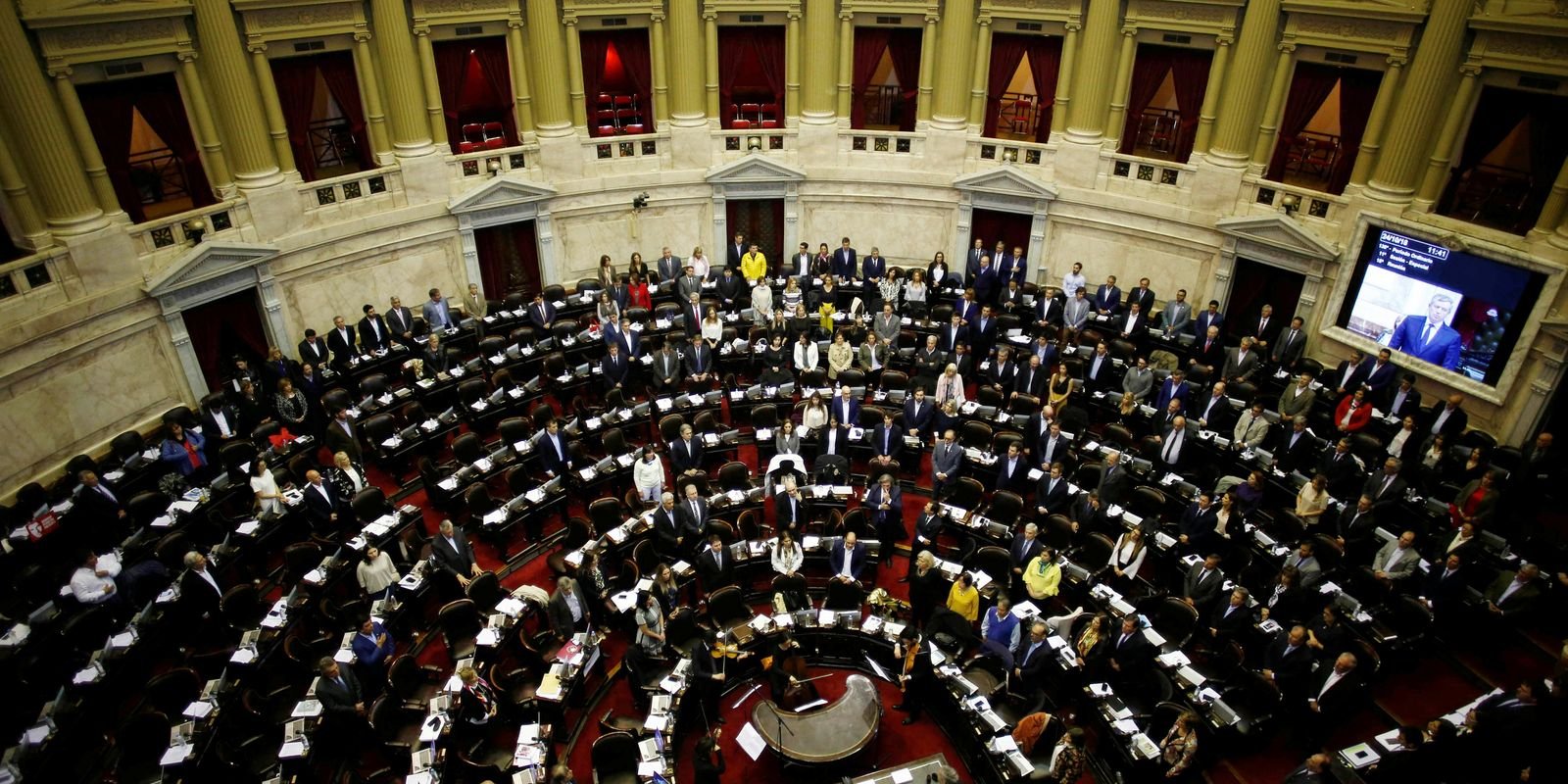 Justiça argentina rejeita partes da reforma trabalhista de Milei