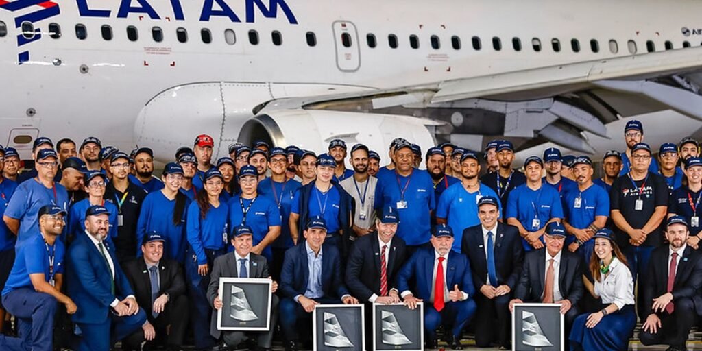 Latam Anuncia Integração dos Primeiros Aviões Embraer em Sua Frota: Um Marco na Aviação Brasileira