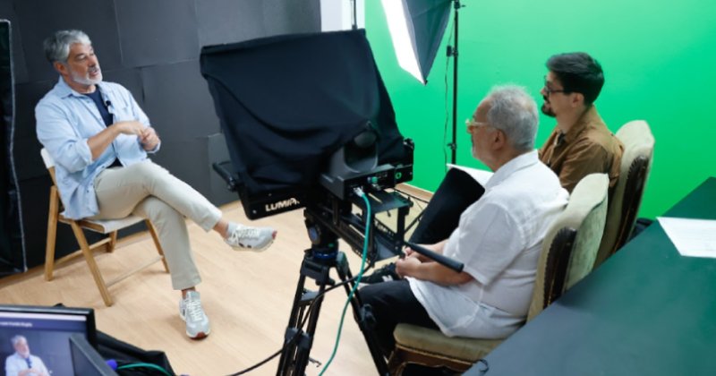 William Bonner relembra trajetória na USP e desafios da carreira no projeto Memórias Ecanas – Jornal da USP