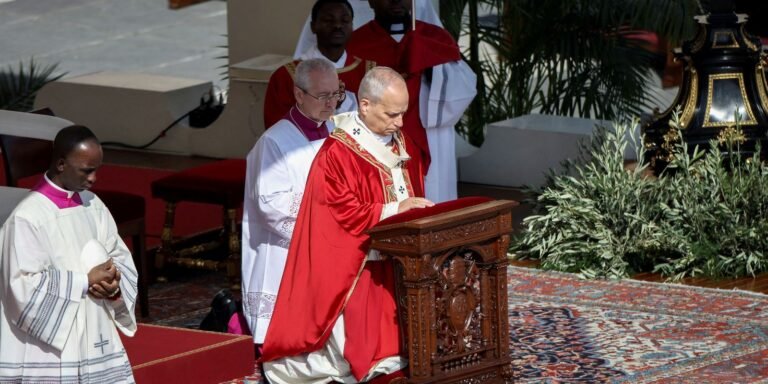 Papa Leão 14: Deus Desconsidera Orações de Líderes que Promovem Conflitos e Guerra