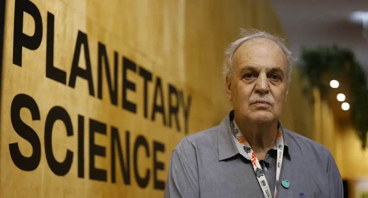 Papa nomeia climatologista brasileiro para conselho da Igreja Católica