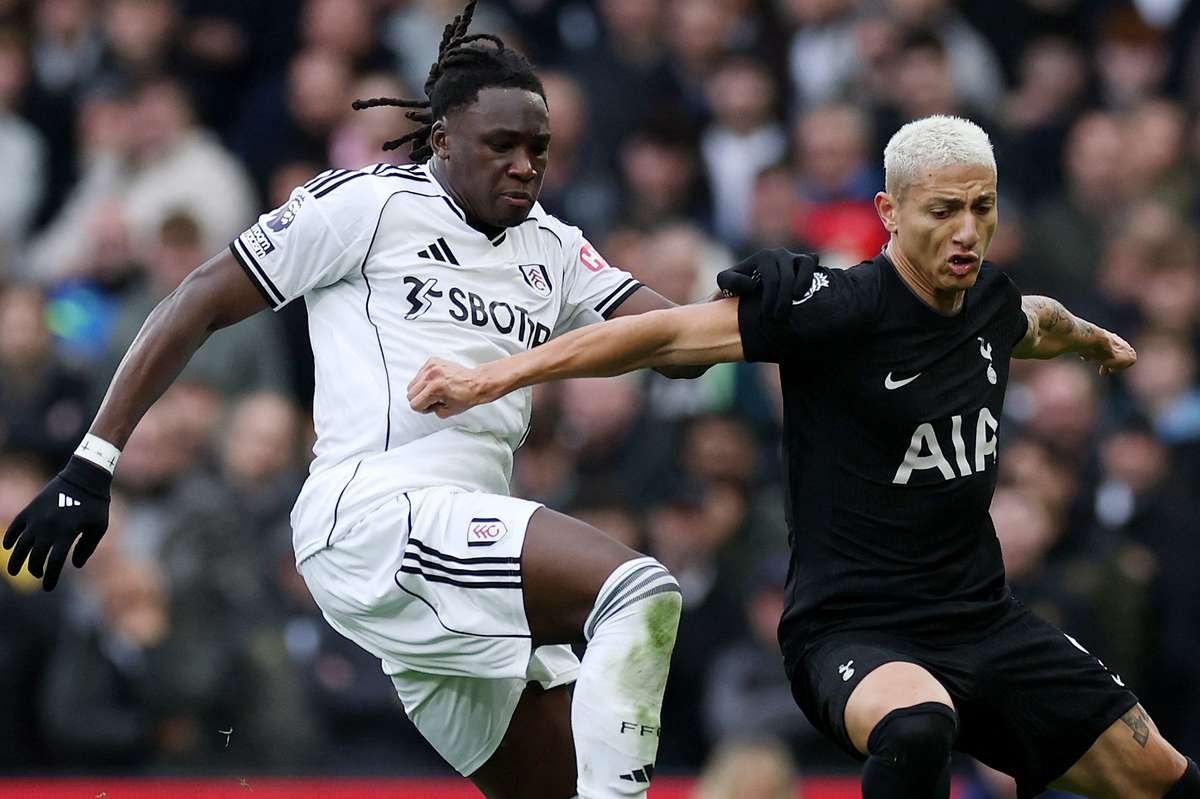 Premier League: Tottenham sofre derrota para o Fulham e se aproxima da zona de rebaixamento
