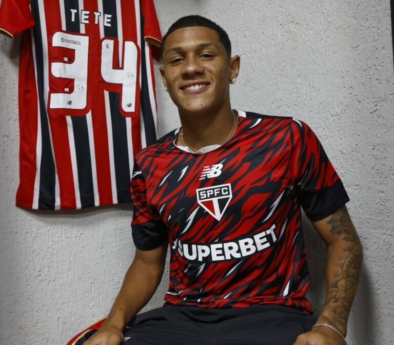 Revelação nas Categorias de Base: O Jovem Talento que Encanta Roger e Pode Brilhar no São Paulo