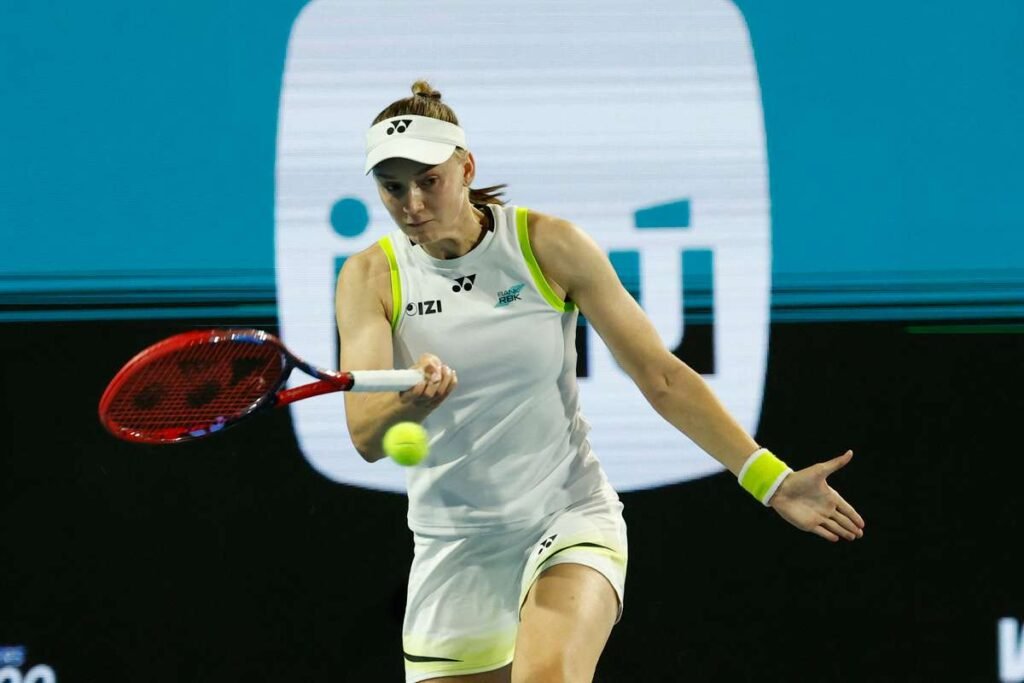 Rybakina Conquista sua Quinta Vitória Consecutiva sobre Pegula e Avança para as Semifinais do Miami Open