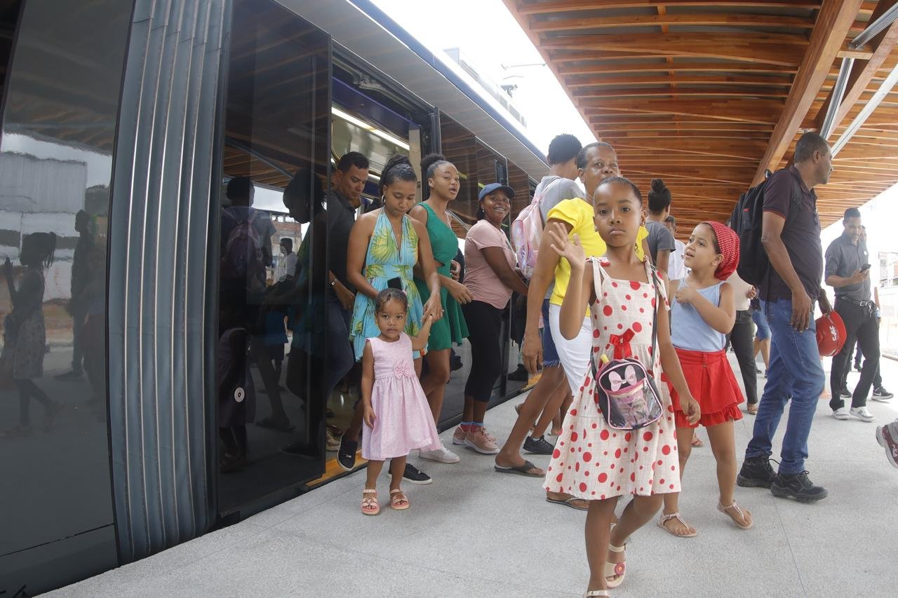 Salvador Celebra Aniversário com Avanços em Obras de Mobilidade: Projetos sobre Trilhos Transformam a Capital Baiana