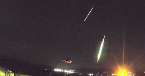 dois meteoros são registrados em sequência no céu do RS