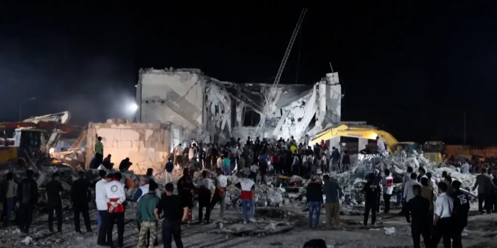 Tragédia no Irã: Número de Estudantes Mortas em Ataque a Escola Chega a 153