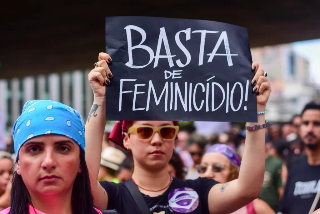 , Três de cada dez vítimas de feminicídio no Brasil já tinham registrado denúncia