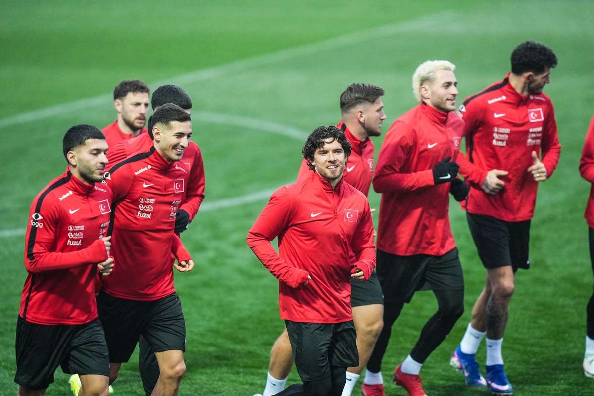 Turquia e Romênia se Enfrentam na Repescagem da Copa do Mundo: Descubra Como Assistir ao Confronto Decisivo