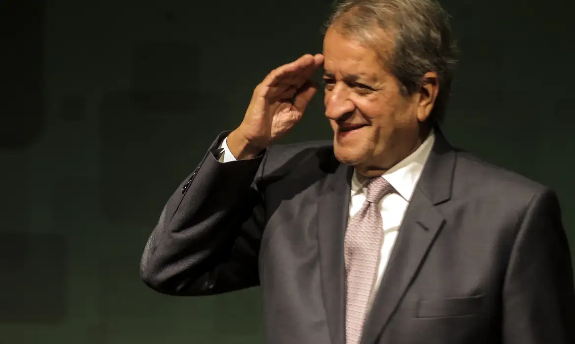 Valdemar Revela: Alcolumbre Liga Dosimetria a Engavetamento da CPI do Master em Declaração Controverso