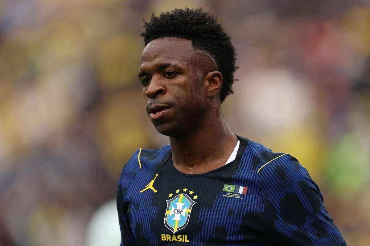 Vini Jr. Desfalca Treino e Torna-se Incógnita para Confronto Decisivo contra a Croácia