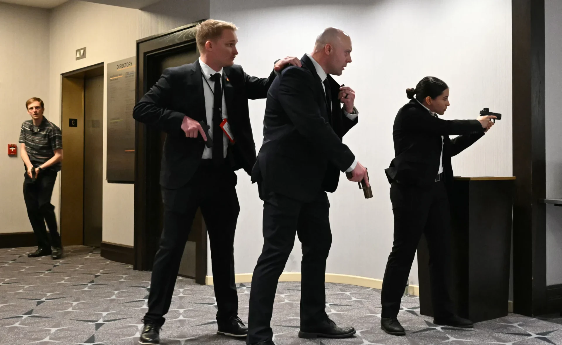 Atirador nos EUA planejava atacar membros do governo Trump