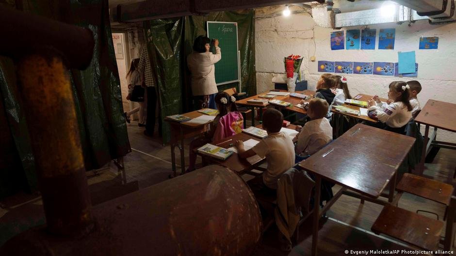 Aumento alarmante do bullying entre adolescentes na Ucrânia