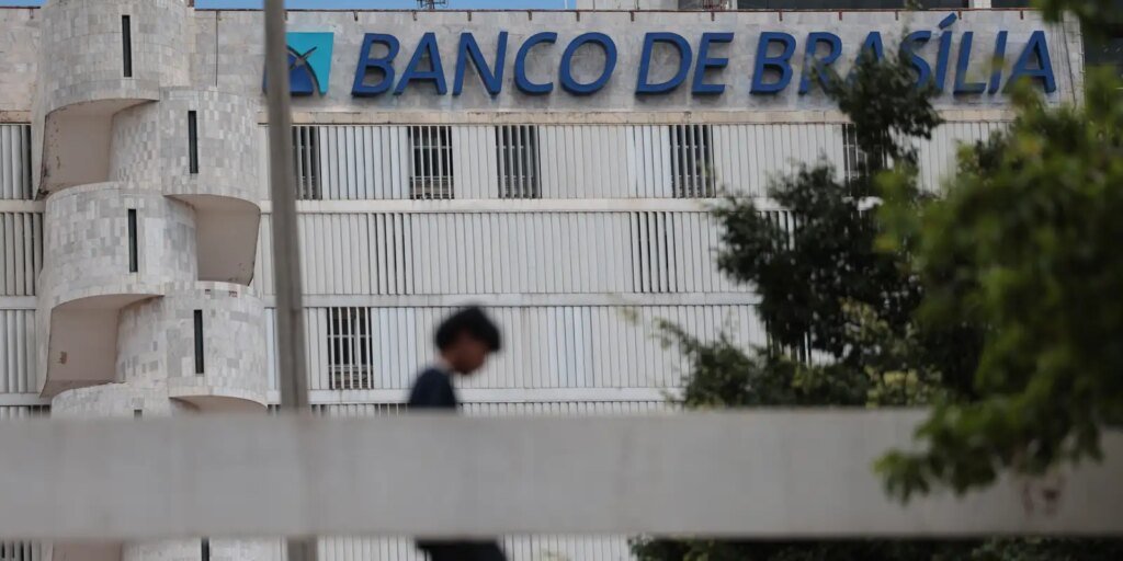 Bancário revela: 'Todos arcam com os custos do caso BRB/Master'