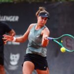 Bia Haddad conquista vitória em chave principal com novo treinador Bia Haddad conquista vitória em chave principal com novo treinador