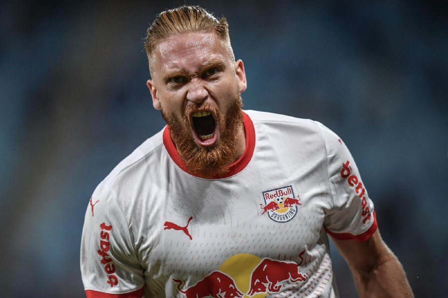 Bragantino triunfa com gol de Pitta e afunda o Mirassol