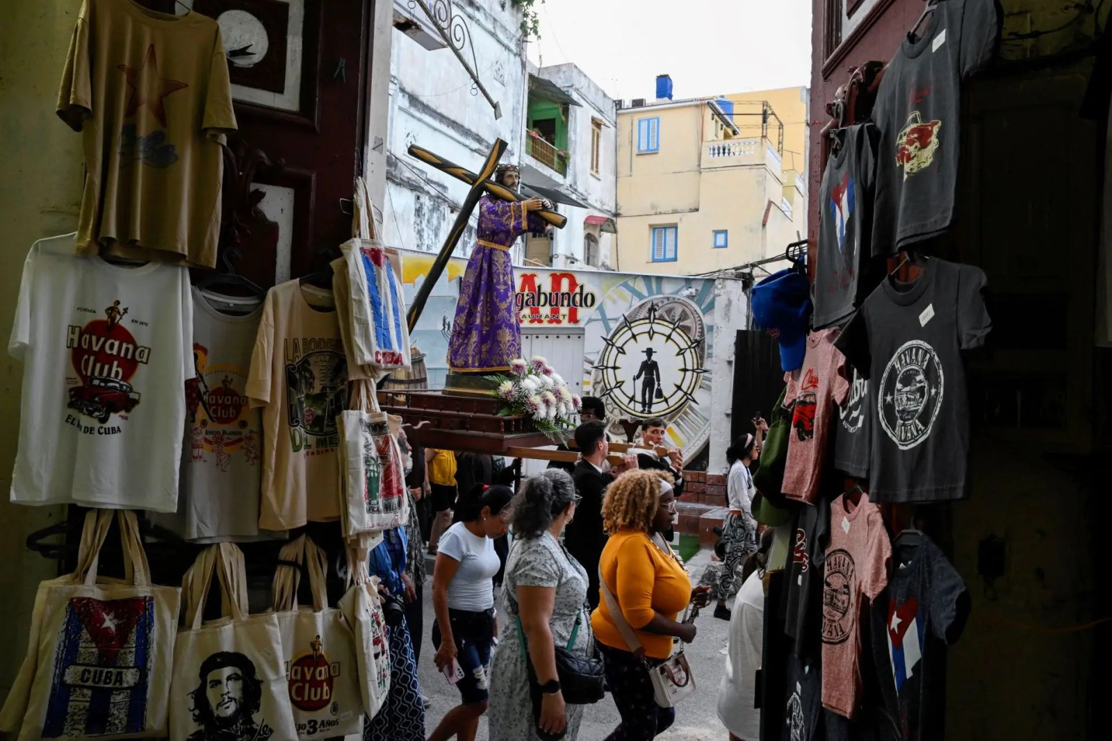 Brasil, Espanha e México intensificam apoio a Cuba frente a EUA