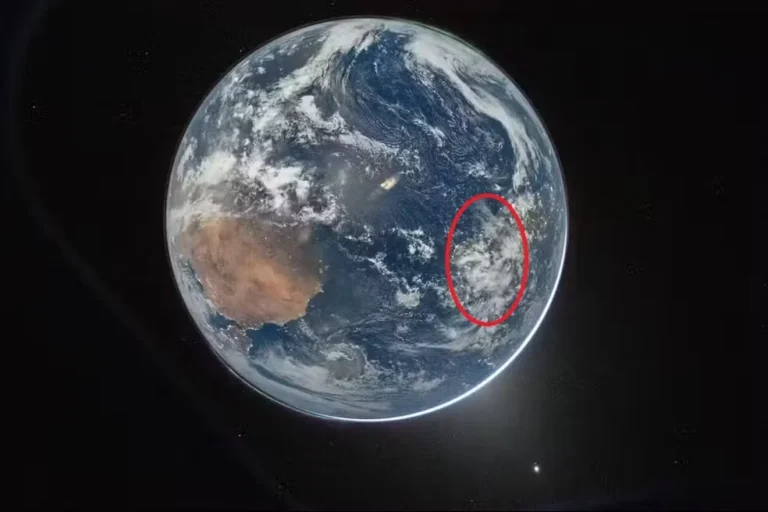 Brasil é destaque na primeira imagem completa da Terra