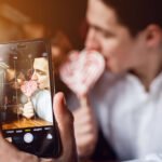 Brasileiras priorizam ações reais em vez de postagens online