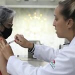 Butantan recruta voluntários para vacina contra gripe em idosos