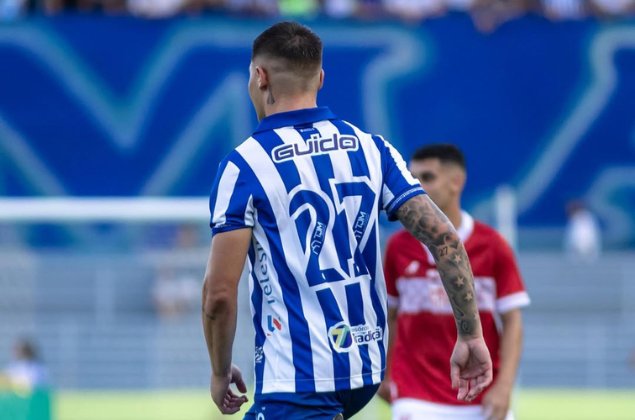 CSA confirma dispensa de lateral-direito; veja detalhes!