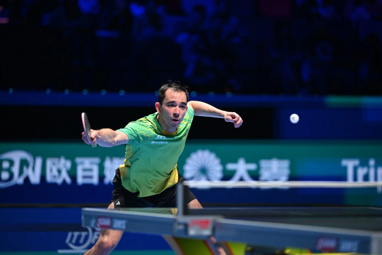 Calderano conquista bronze após derrota na semifinal da Copa do Mundo