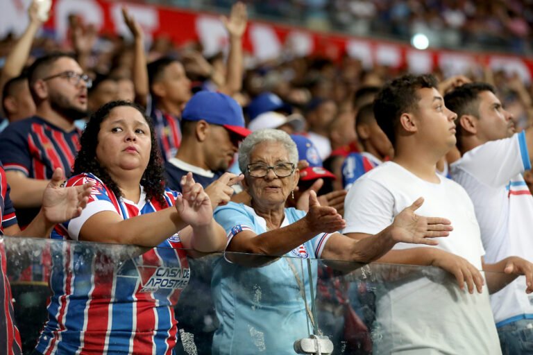 Camisas do Bahia: Preços disparam e superam inflação em 5x