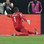 Carlos Miguel alvo de racismo após jogo Corinthians x Palmeiras