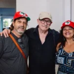 Chico Buarque e Silvio Rodríguez se encontram com MST em Cuba