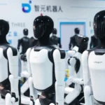 China lança pioneira fábrica de robôs autônomos na indústria