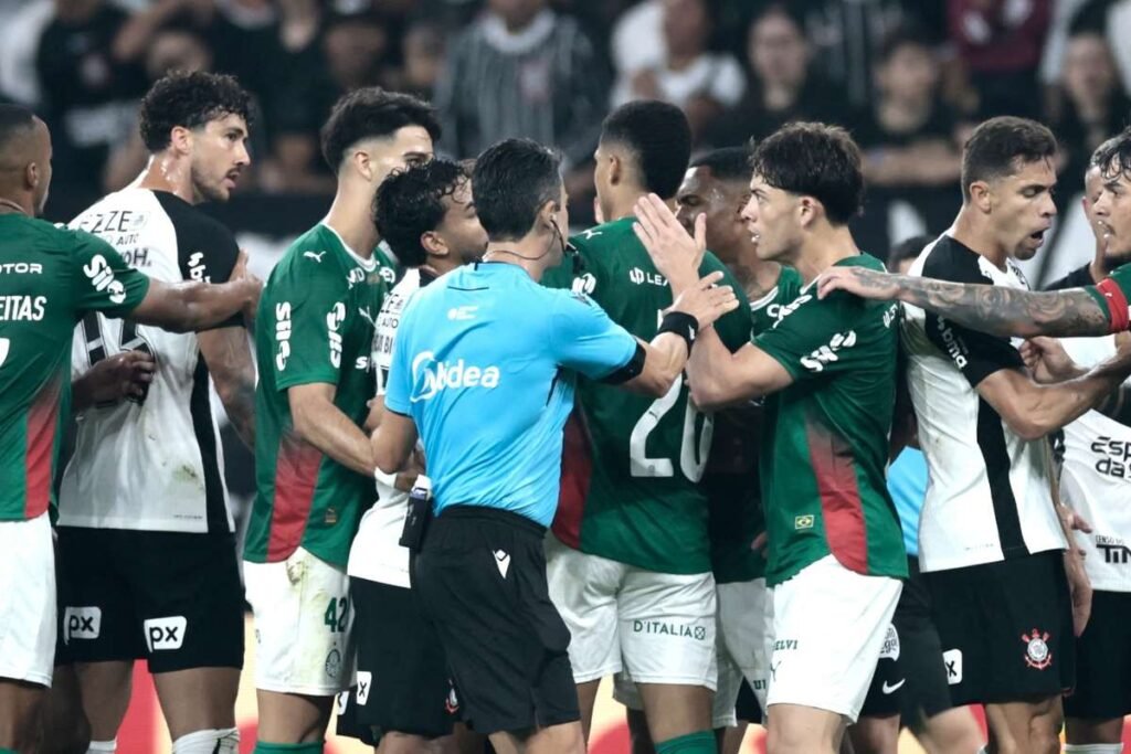 Conflito entre Corinthians e Palmeiras: Funcionários agredem jogadores