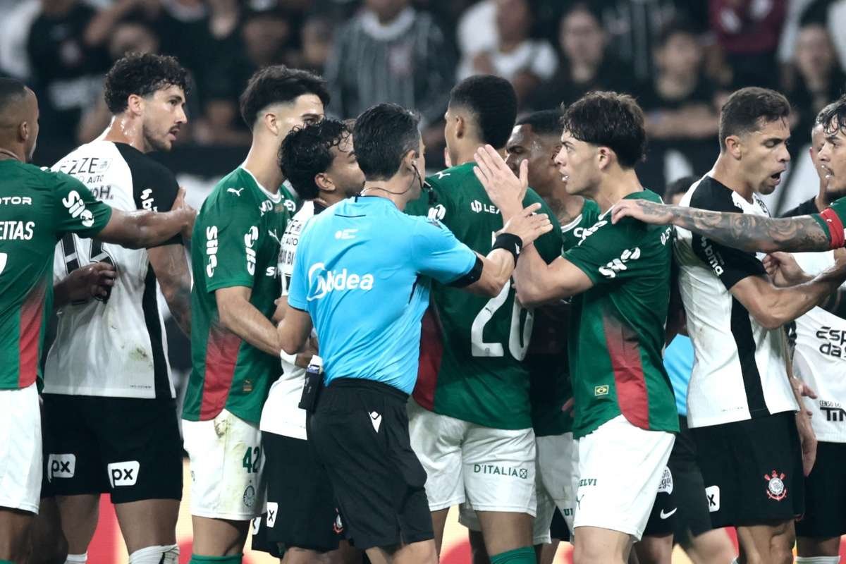 Conflito entre Corinthians e Palmeiras: Funcionários agredem jogadores