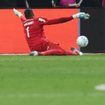 Corinthians anuncia sanções a torcedor por racismo contra jogador