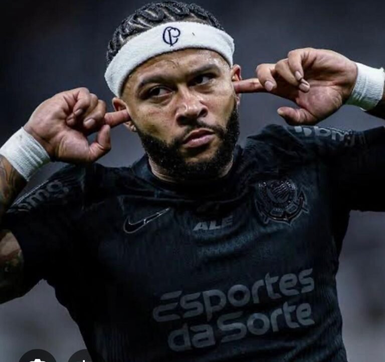 Corinthians aguarda retorno de Memphis no fim de semana após 11 dias fora