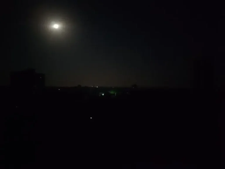 Apagão geral atinge Cuba nesta segunda-feira (16/03) após desconexão no sistema elétrico X/@yoanisanchez