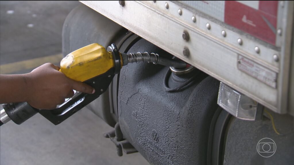 Diesel registra queda de preço após início da guerra