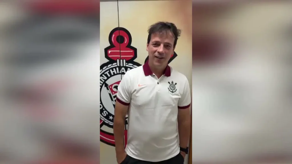 Diniz se apresenta como técnico do Corinthians; assista ao vídeo!