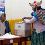 Eleições no Peru: Horário ampliado após atrasos na votação
