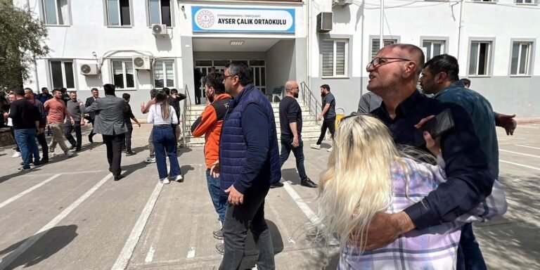 Estudante comete massacre em escola na Turquia e deixa 9 mortos