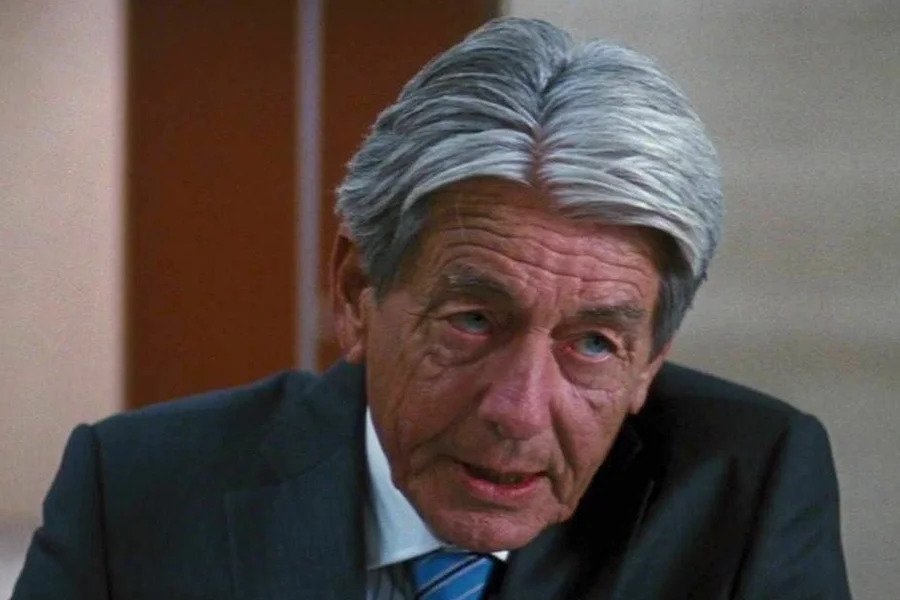 Morre John Nolan, ator de ‘Batman’ e tio de Christopher Nolan, aos 87