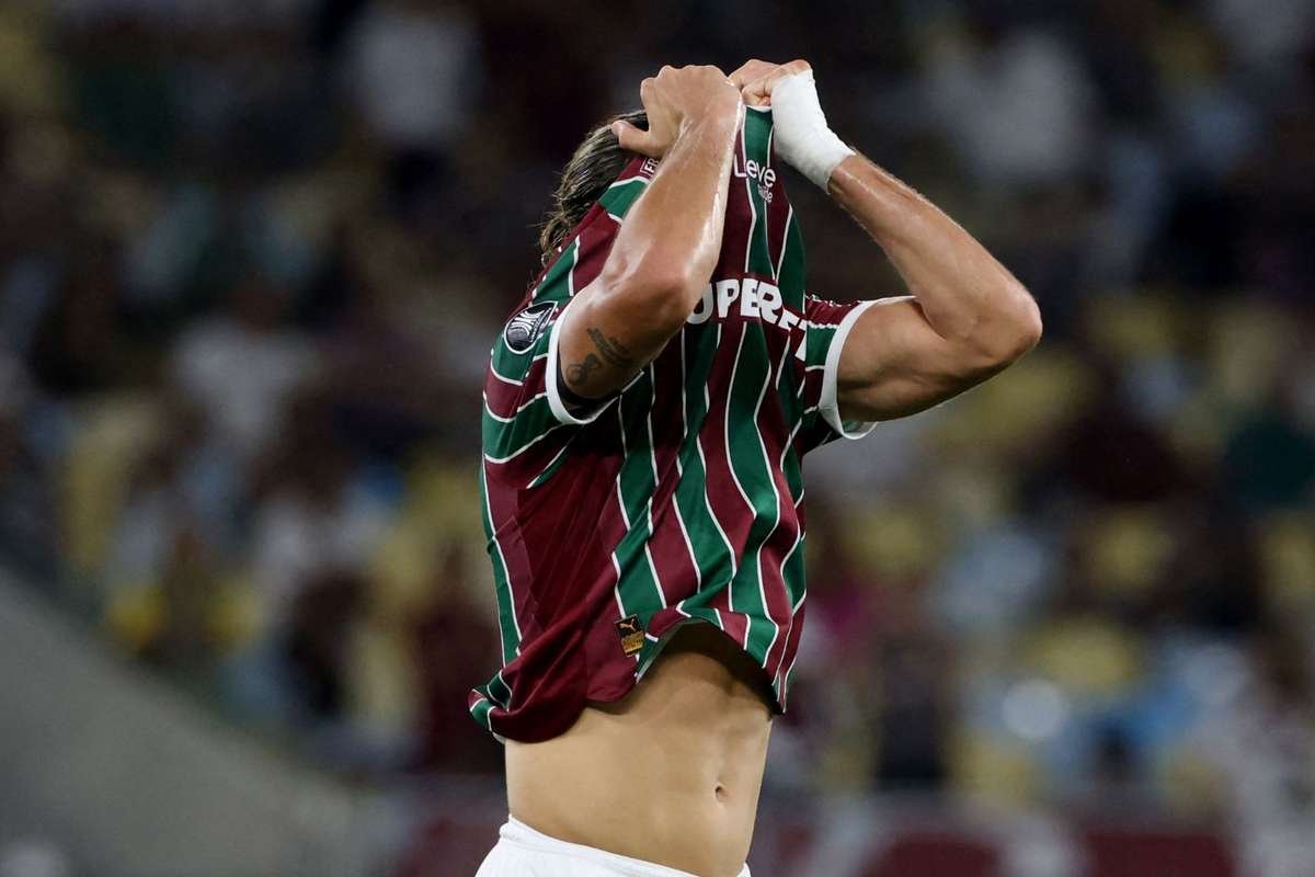 Fluminense sofre virada e complica sua situação na Libertadores