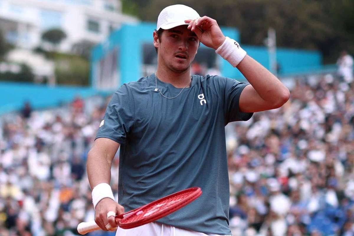 Fonseca avança no ranking; Sinner reassume liderança mundial