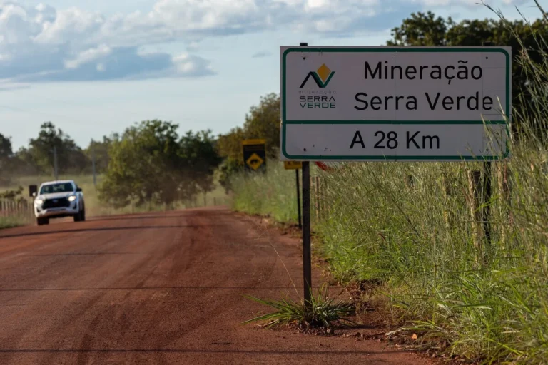Goiás se destaca na extração de terras raras com investimento bilionário