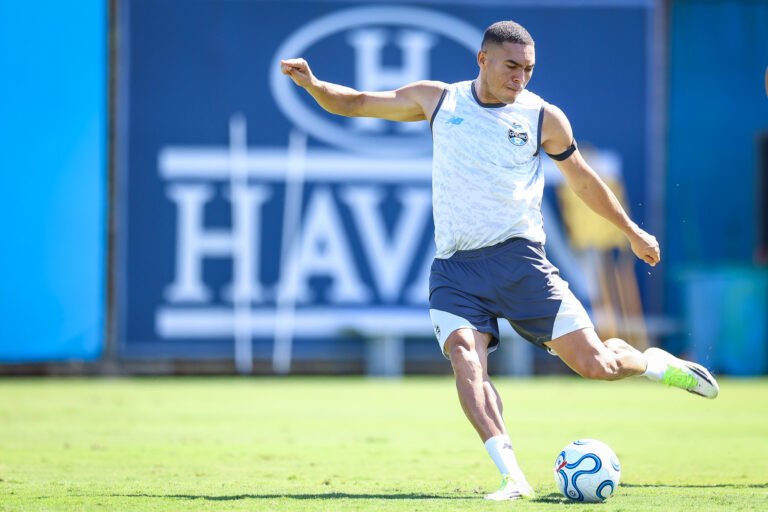 Grêmio x Deportivo Riestra: onde assistir e escalações confirmadas