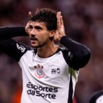 Gustavo Henrique se destaca e lidera artilharia do Brasileirão