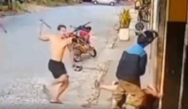 homem tenta matar ex-mulher e acaba morto com golpe de barra de ferro