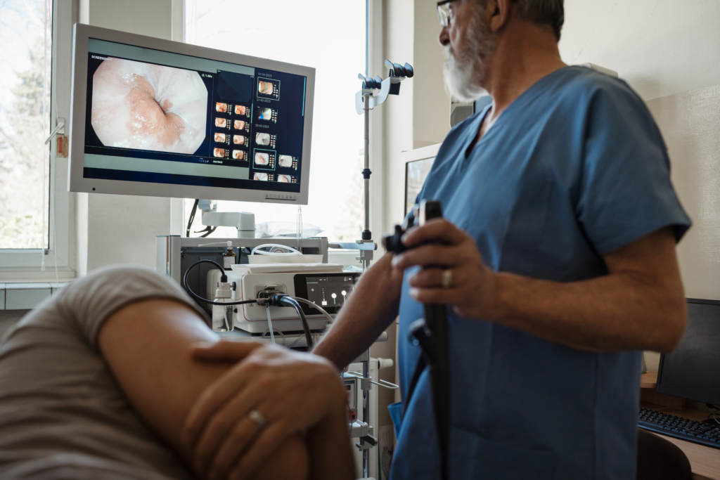 IgesDF abre seleção para compra de sistema de videoendoscopia rígida