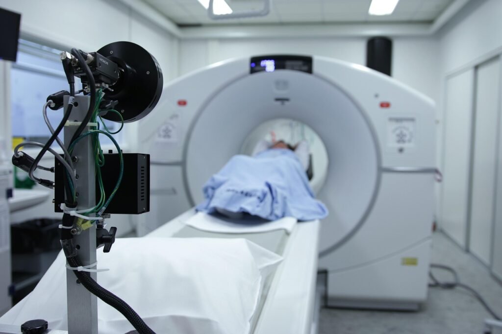 IgesDF abre seleção para radiologistas com salário de R$ 13,3 mil