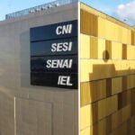 Indústria brasileira registra queda histórica na confiança, revela CNI