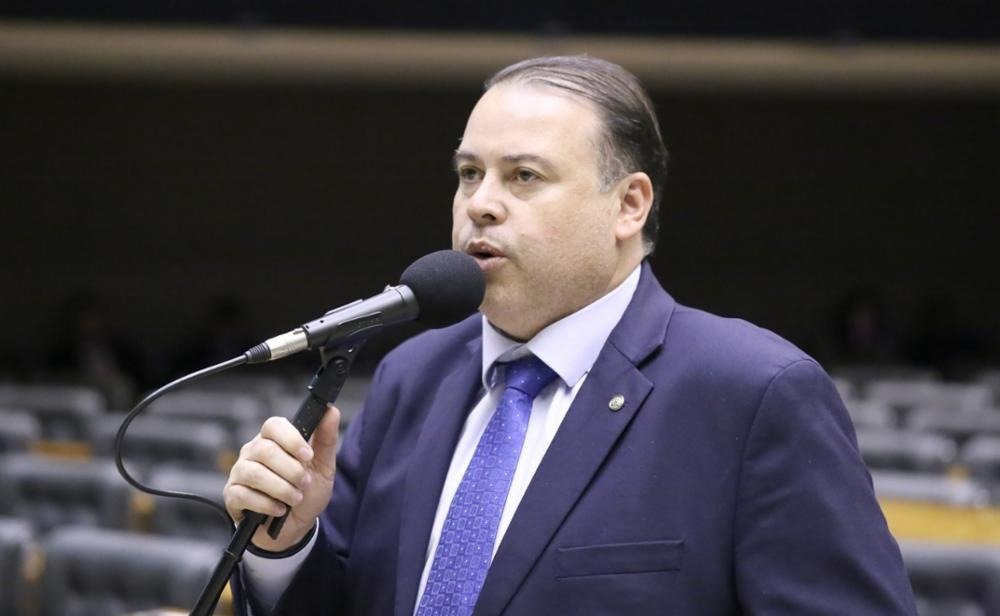 Projeto cria central para jovem inovador